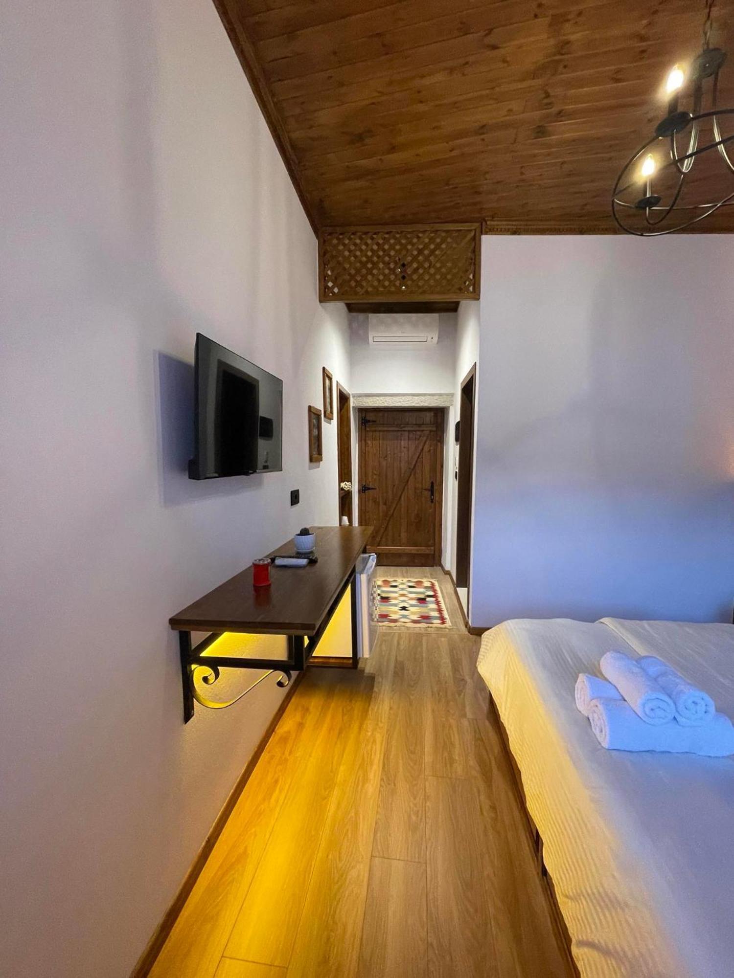 Grey Stone Hotell Gjirokastër Eksteriør bilde