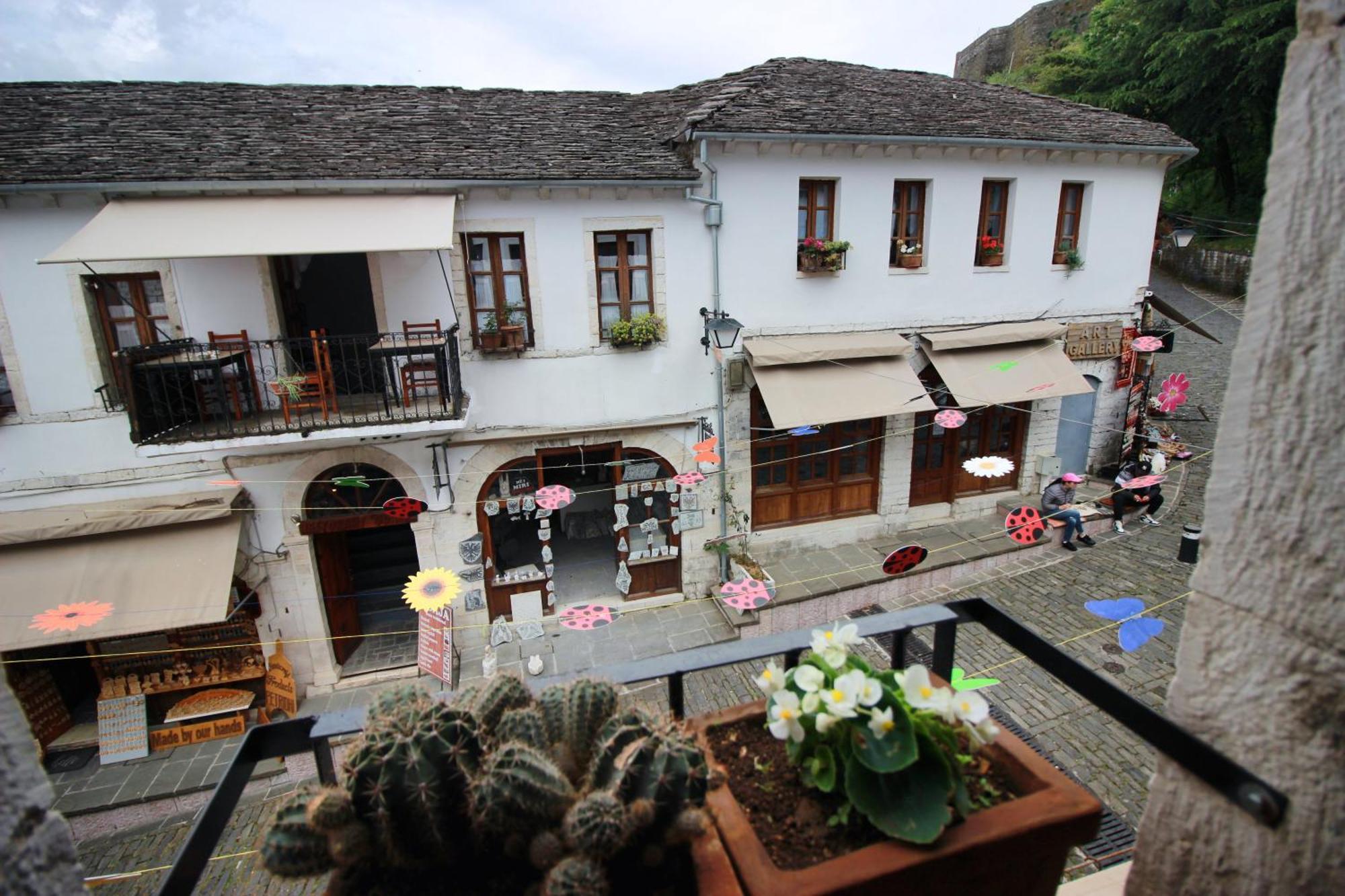 Grey Stone Hotell Gjirokastër Eksteriør bilde